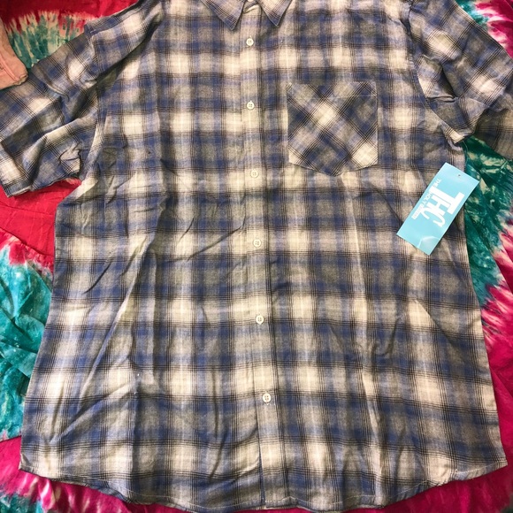 The Holy Couture XL Button down shirt - Picture 2 of 3